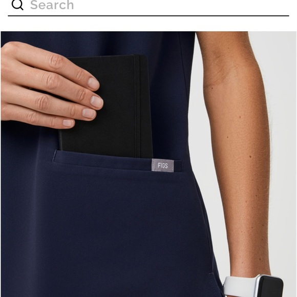 FIGS Classic Scrub Top, size XS - Picture 7 of 12